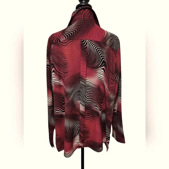 ASHLEY STEWART Women's Button-down Blouse in Hypnotic Print 16W - Picture 2 of 8